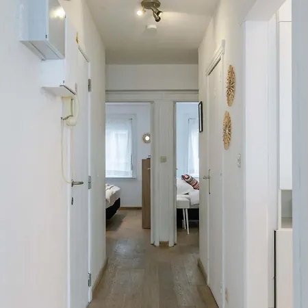 Huswell - Cosy Close To The Apartamento Blankenberge